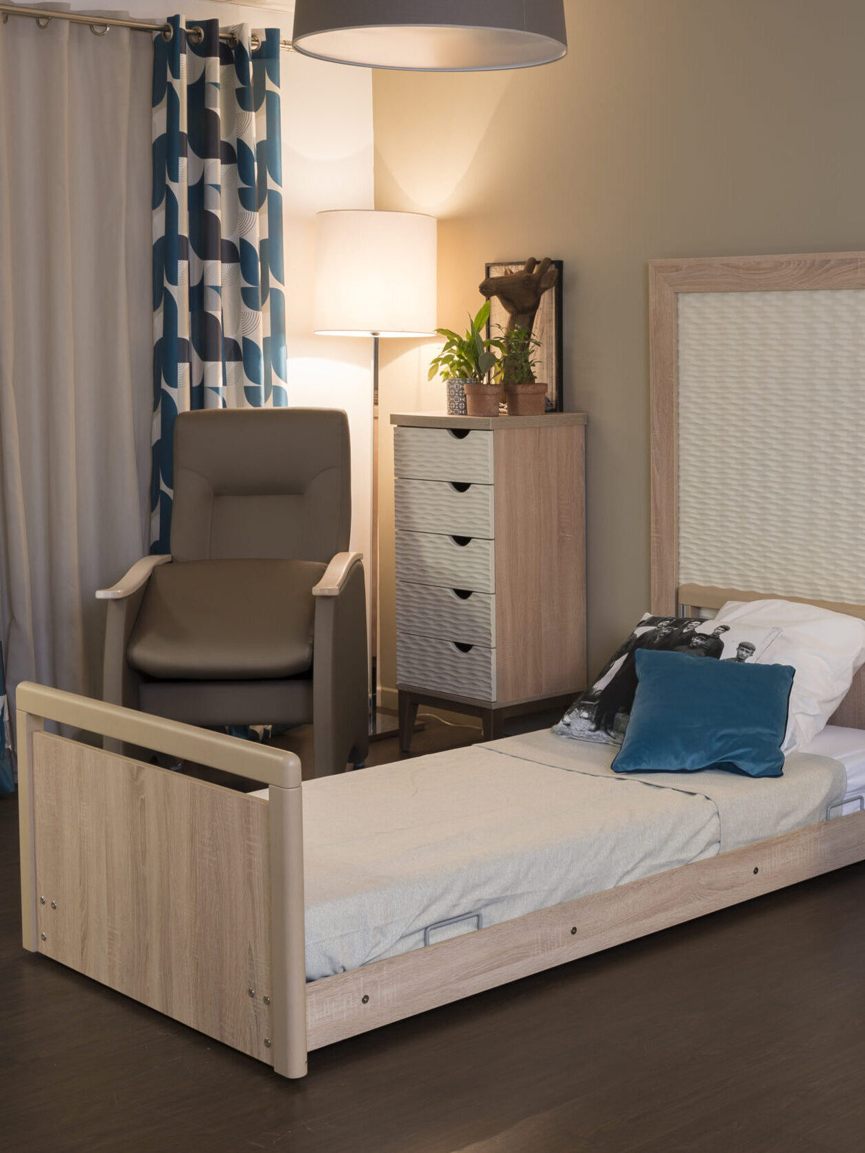 DLM-dlm-créations_chambre-residence_ergomodel_easy-up