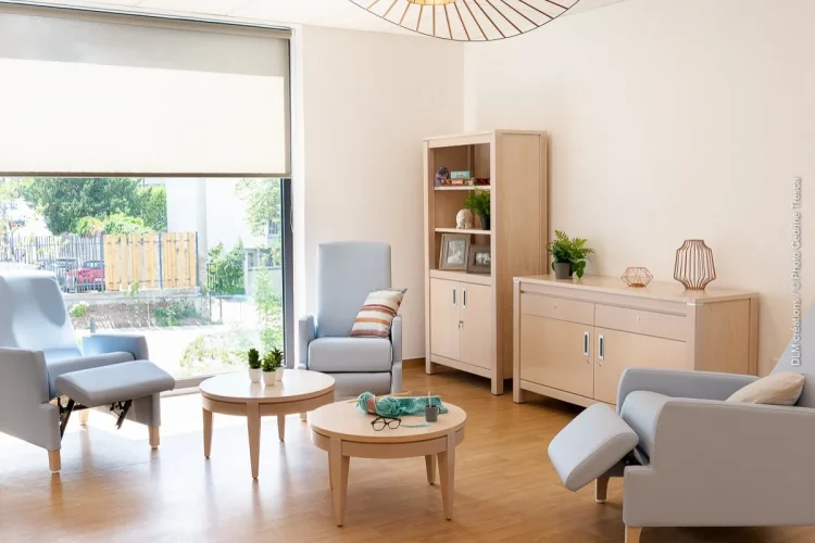 dlm-juliastell_ehpad_2022_4