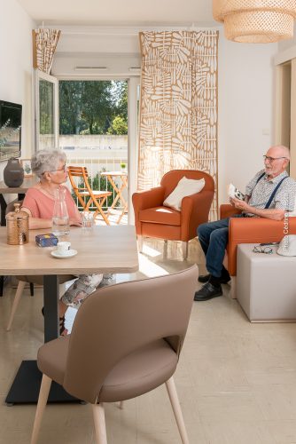 dlm_les-floralies_talia-1f_corpus-2pf_ena-c__anne-1c_slim46_90x90_ergomodel-gliss_v5_bd